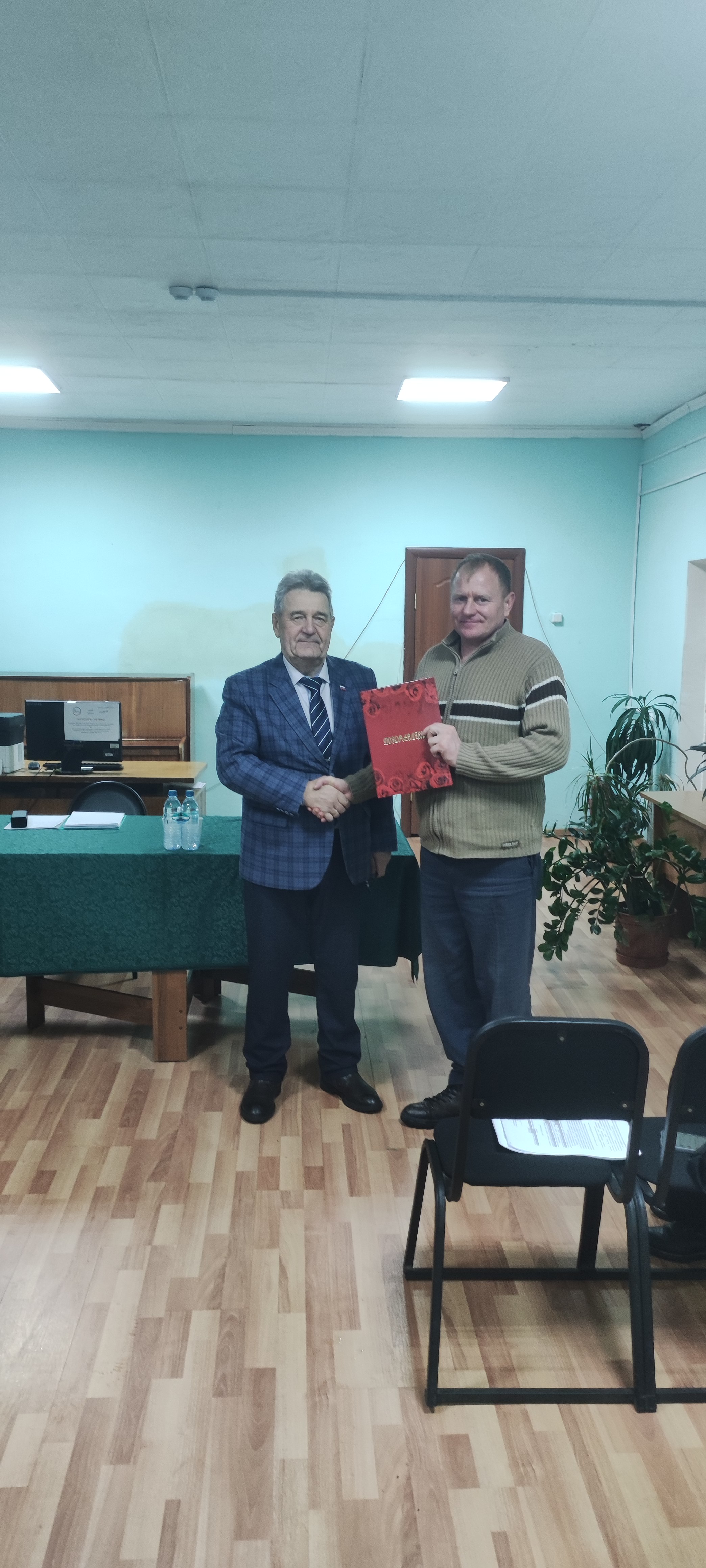 В Совете Новоомского поселения был  рассмотрен бюджет до 2027 года.